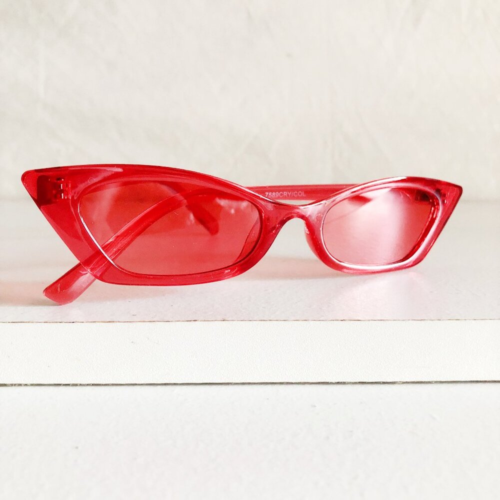 Slim Red Cat Eye Sunglasses